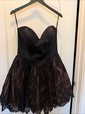 Sherri Hill Black Strapless Lace-Overlay Mini Dress